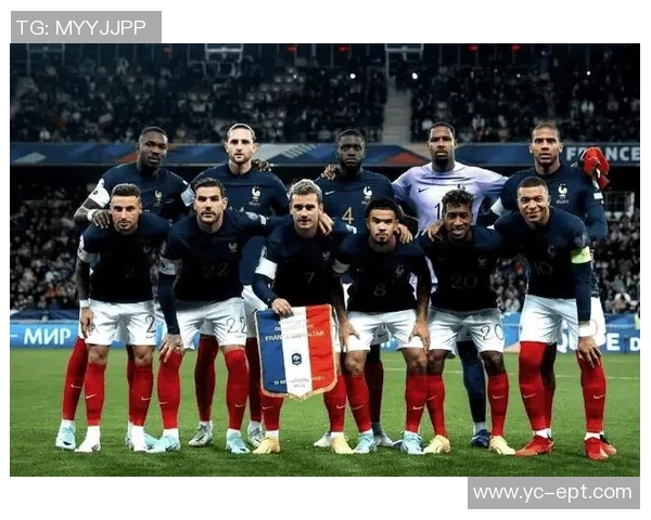 重庆足球队进攻战术解析及其在比赛中的应用与效果分析