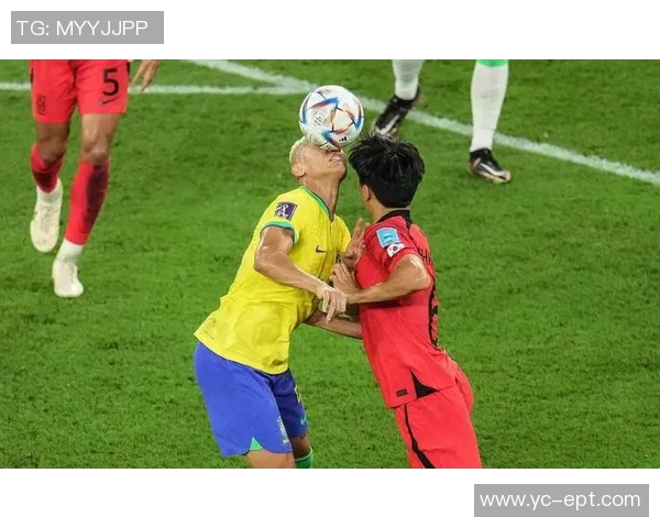 后防失神的足球明星们如何在关键时刻犯错影响比赛结果